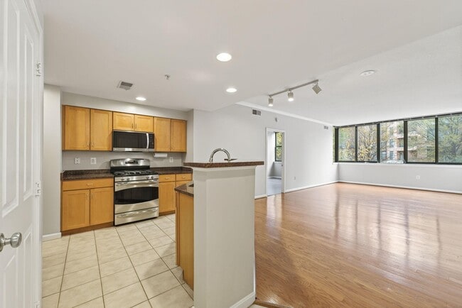 Photo - 2220 Fairfax Dr