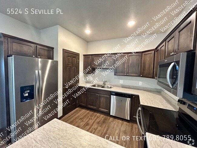 Building Photo - 5524 Seville Pl Rental