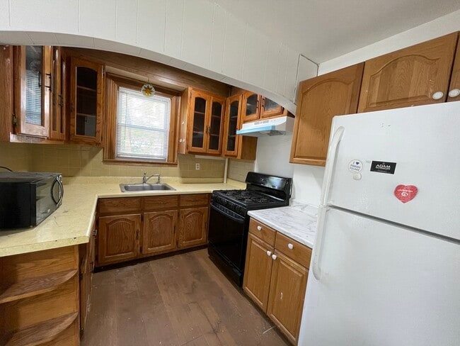 Building Photo - 369 Prospect St Unit 1