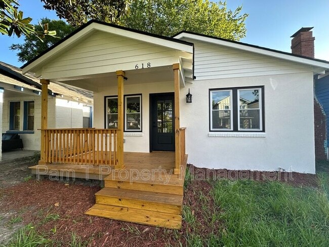 Building Photo - 618 E Waldburg St Rental