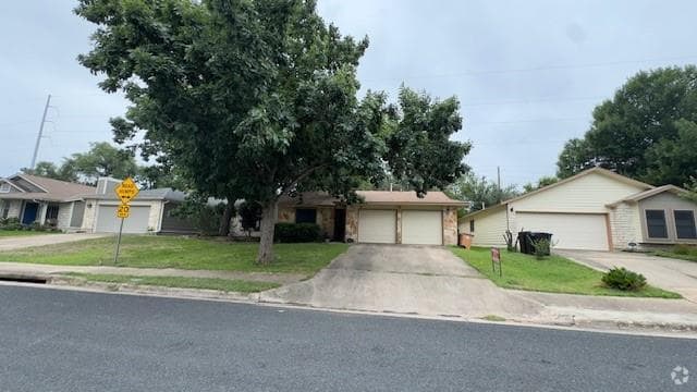 Building Photo - 6015 Avery Island Ave Rental