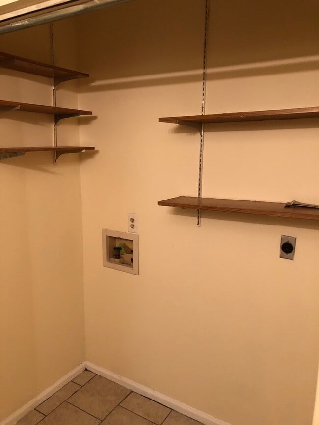 Photo - Charming 3- bedroom, 1 Bathroom Home In El...