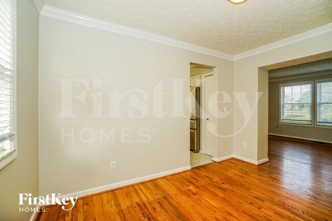 3288 Darby Glen Blvd