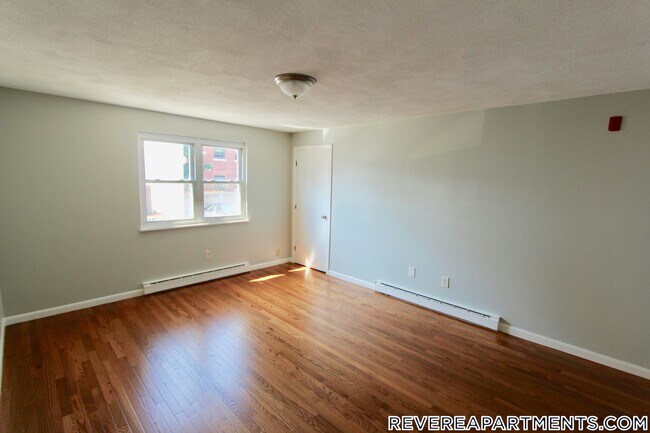 Photo - 627 Beach St Unit 2R