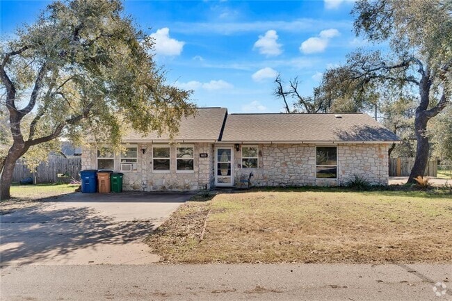 Building Photo - 8413 Slant Oak Dr Rental