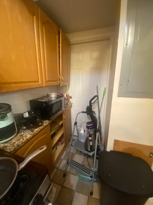 Photo - 116 Saint Stephen St Unidad #25