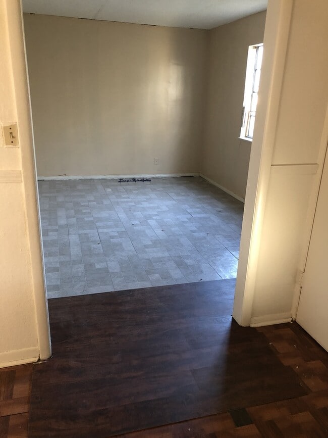 Photo - 3167 N Lansing Pl