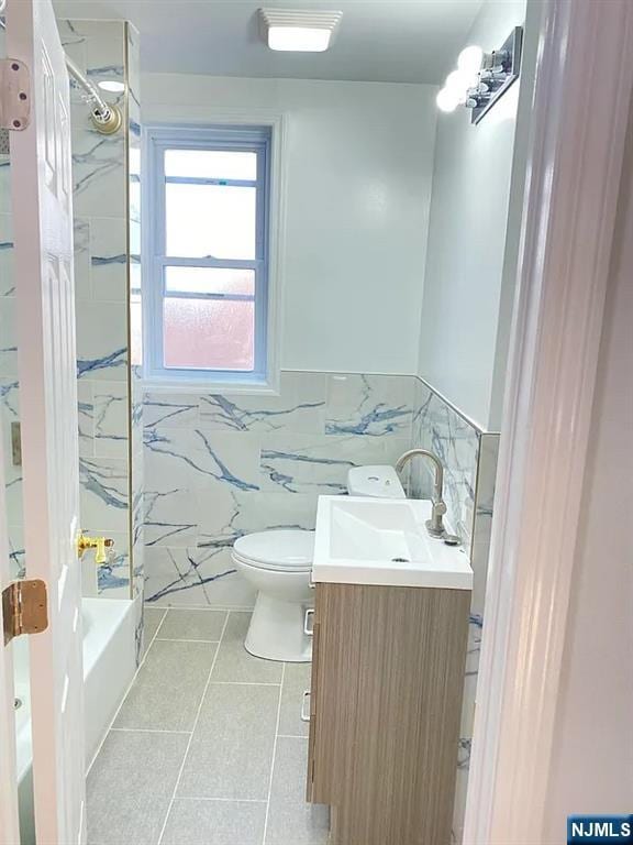 Photo - 1008 74th St