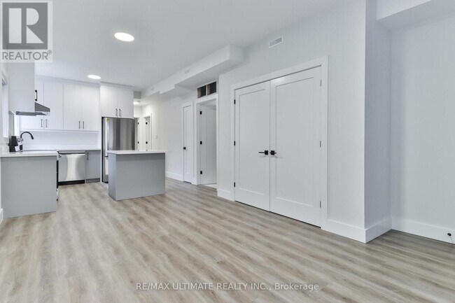 Photo - 6 Chudleigh Rd Unit Main