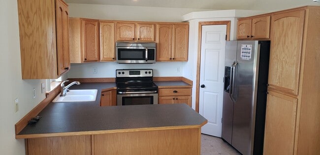 Photo - Charming Split-Level 3bed 2 bath Home in Medical Lake with Spacious Layout & Natural Light - Comi...