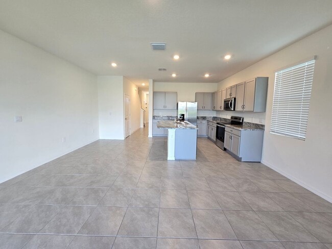 Photo - Fresh new build ~ 3 bed/ 2.5 bath Townhous...