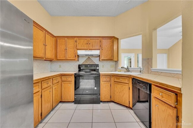 Photo - 29 Martin Ave