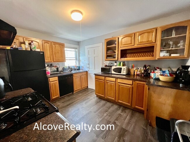 Photo - 37 Sterling St Unit 2