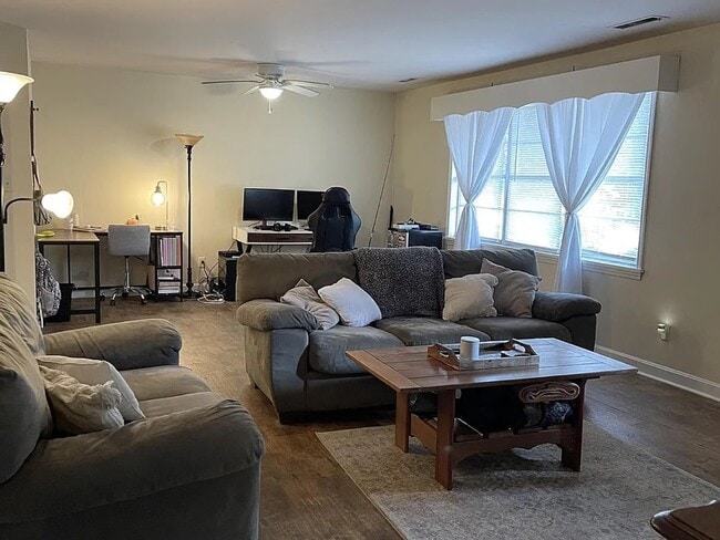 Photo - 1502 Mike Ann Dr