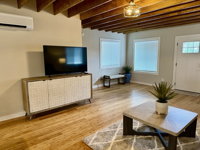 Photo - West AVL Cottage 110