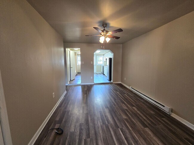 Photo - 1737 Newport Ave