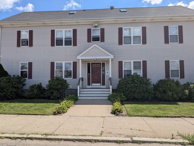 Building Photo - 146 Pine St Unit 1