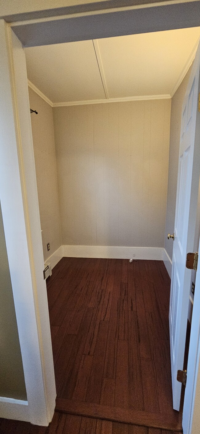 office - 70 Forest St Unit 1st floor