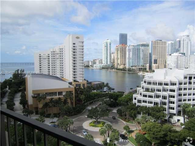 Building Photo - 520 Brickell Key Dr Unit A1519 Rental