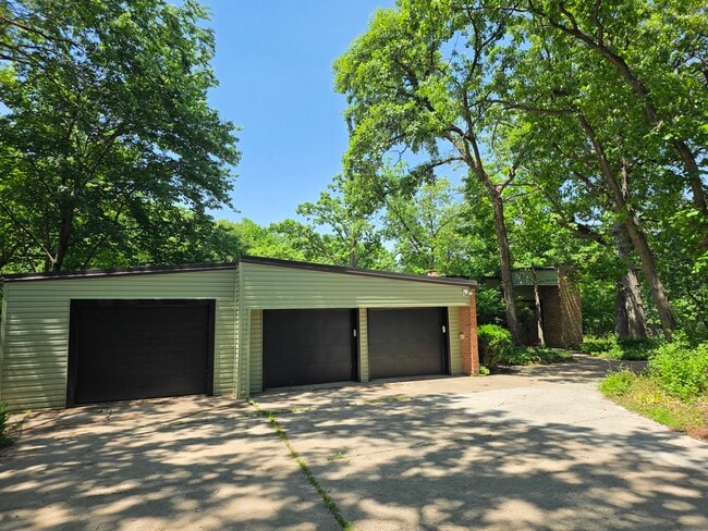 Photo - 1620 Cambridge Ave