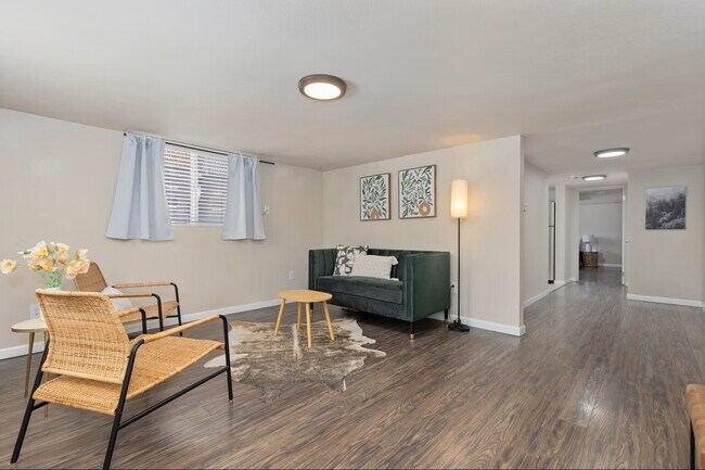 Photo - Spacious 1BR/1BA plus HUGE office/den!