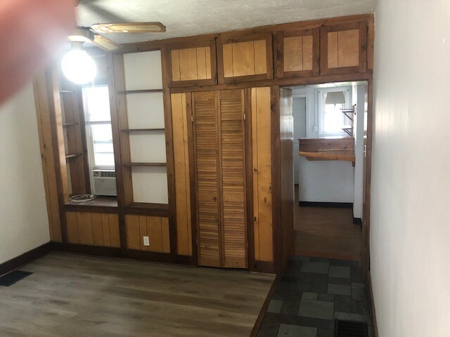 Photo - 615 Cherry St