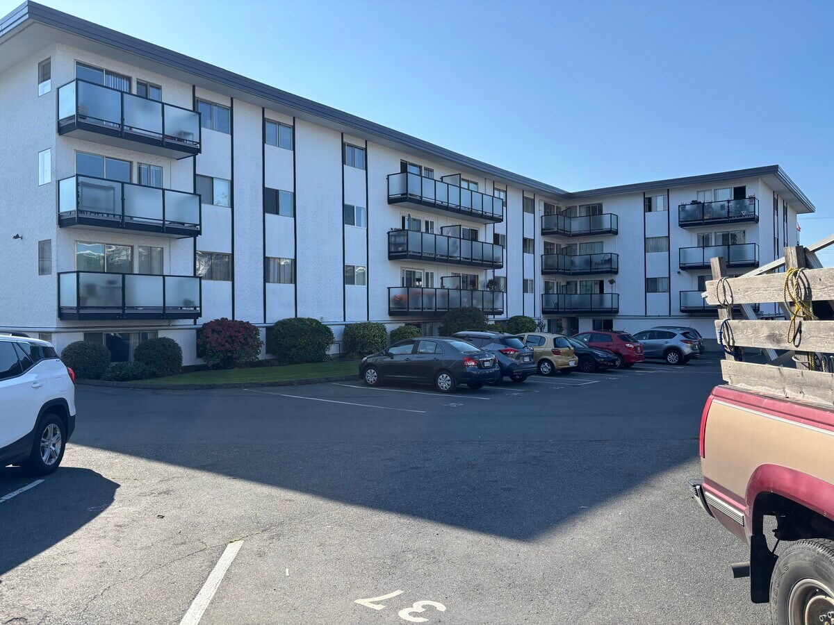 Photo - Robert Leslie Place