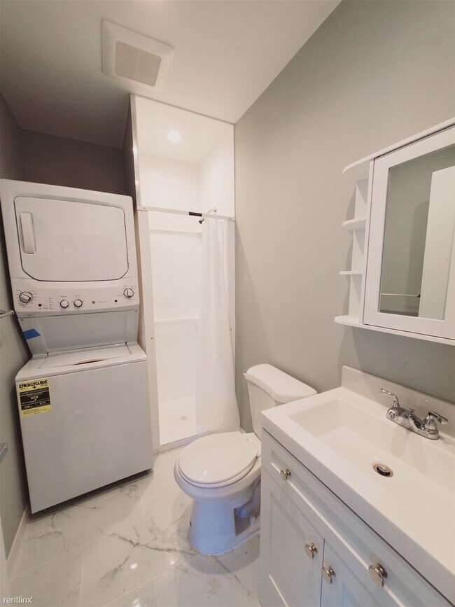 Photo - 2 br, 2 bath Condo - 64 Alvord Ln Unit 1 Unit 1