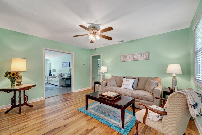 1418 29th St W Unidad SI ID1591398P