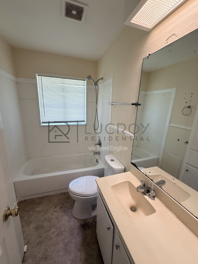 Photo - 3173 Oak Forest Dr