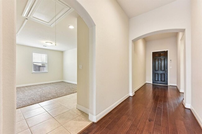 Photo - 5708 Viejo Dr