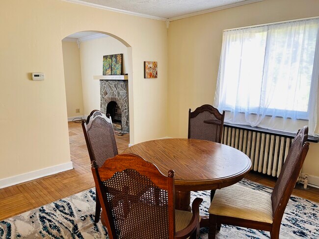 Photo - 114 Braddock Rd