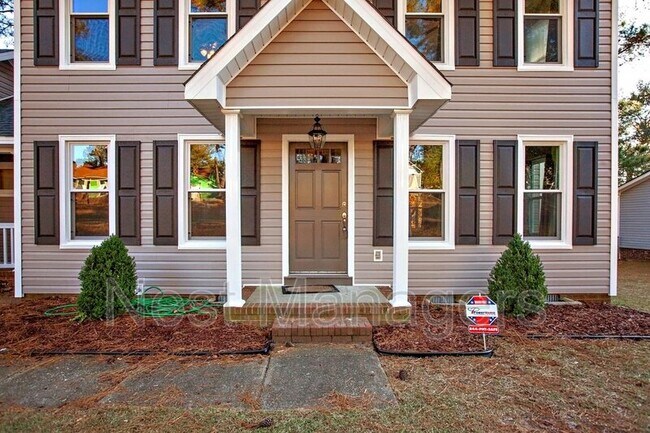 Photo - 1819 Eichelberger Dr