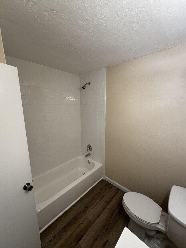 417 Jefferson St Unit 1
