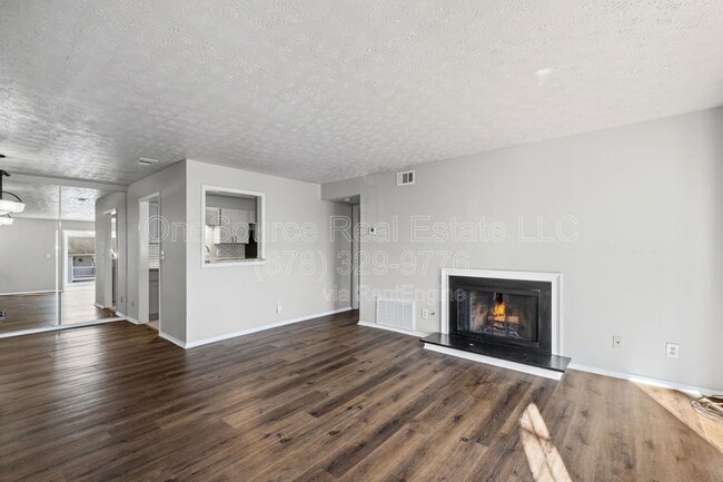 Photo - 907 Augusta Dr Unit 1