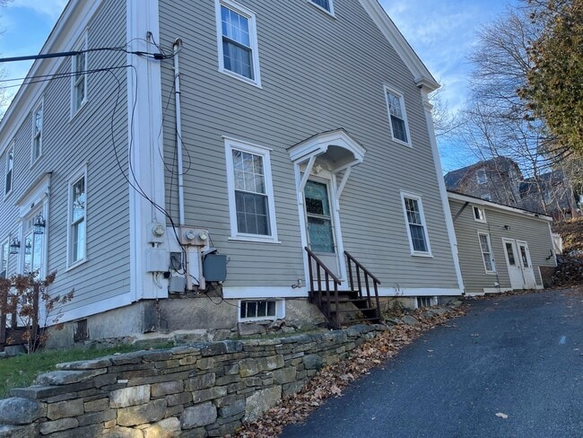 Photo - 688 Middle St Unit 2