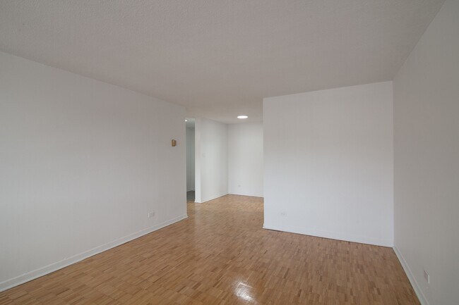Photo - 1975 Maisonneuve Blvd W Unit 1006