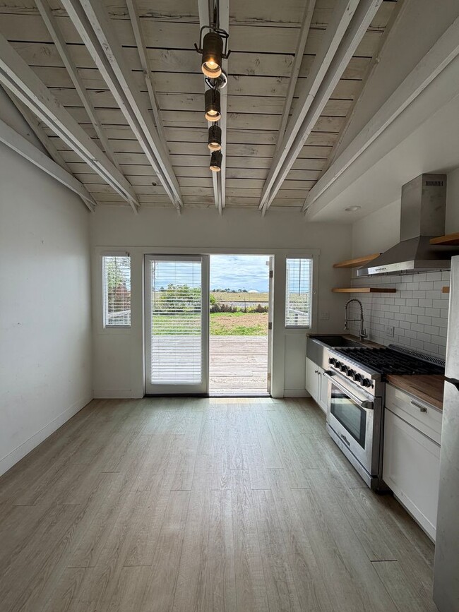 Photo - Coastal Living in Carpinteria