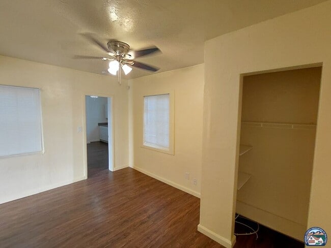 Photo - 1111 E St Unit #4