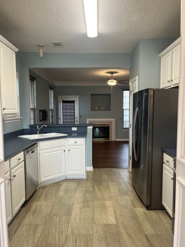 2 Bed, 2.5 Bath Townhome Available in Greer
