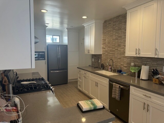 Photo - 3002 Manhattan Ave