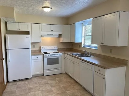 Photo - 3717 Heatherglen Dr