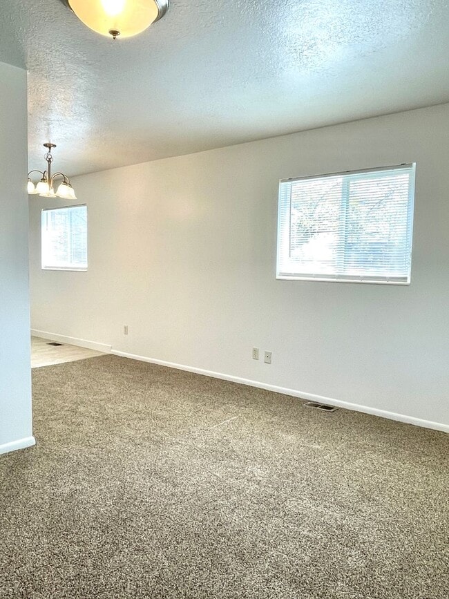 Photo - 54 W 250 N Unit DTJ #2