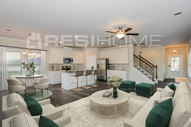 1009 Tranquil Gdns Pl