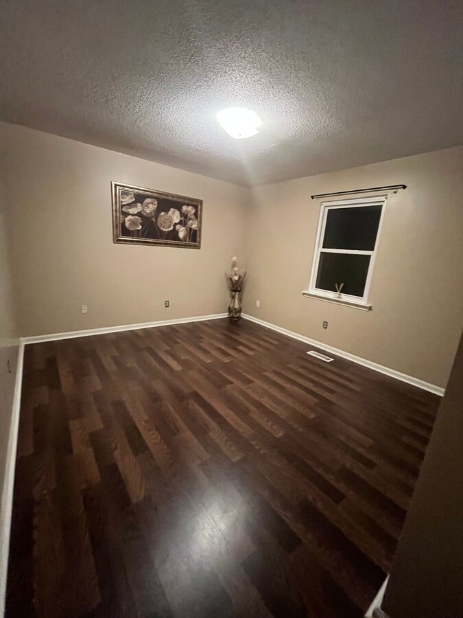 Photo - 6253 Teletha Ln