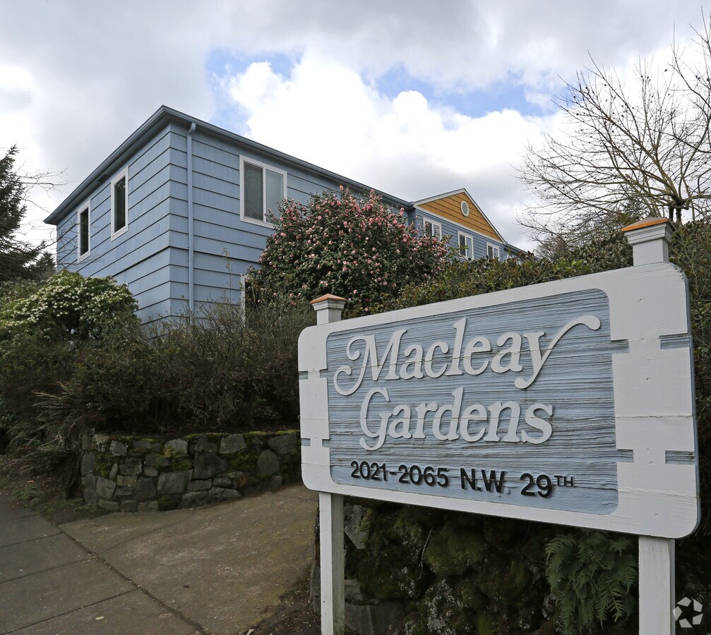 Photo - Macleay Gardens