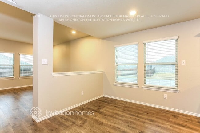 Photo - 1804 Yale St
