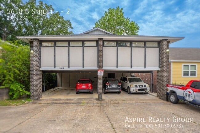 Building Photo - 5618 B St Unit 2 Rental