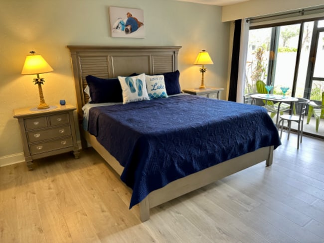 Photo - 4181 Abbey Ct Unit B