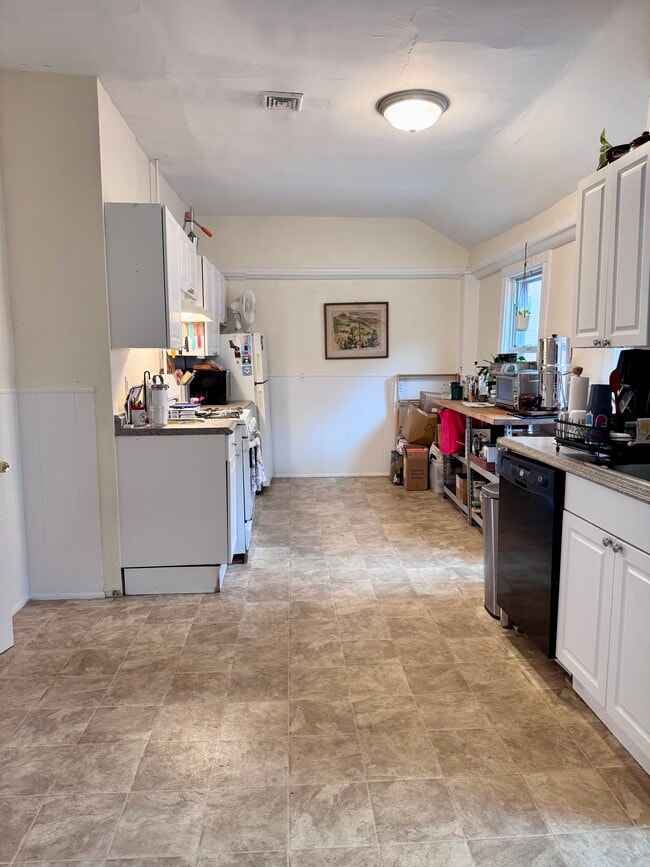 Photo - 122 Gore St Unit 2